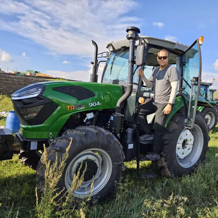 High Quality Agriculture Mini Tractor 70HP 80HP 90HP Canopy Farm Machinery Tractors Yto Engine Mini Tractor for Sale