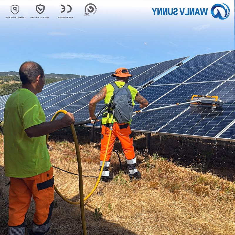 Customized Solar Panel Cleaner Mighty Solar Cleaning Brush Efficient PV Cleaning Machine