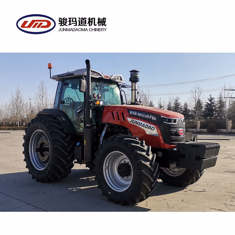 Powerful 220HP Farm Tractor with 32f+32r Gear, 540/65r30 Front Tires