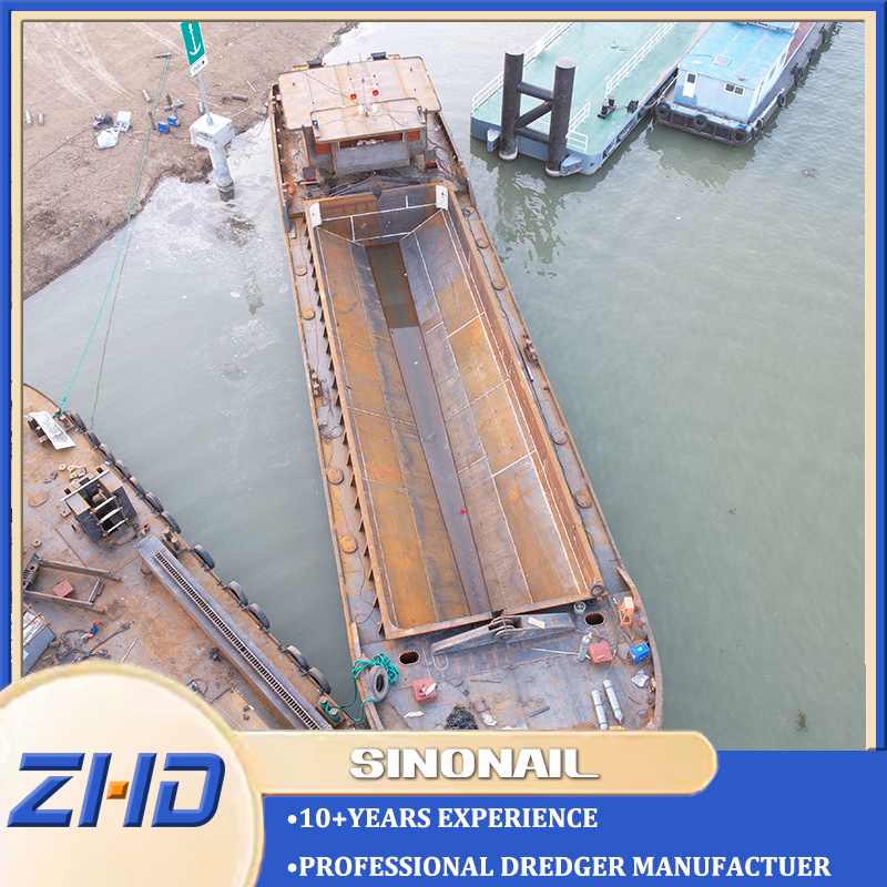 Zhd High Efficiency Spilt Hopper Barge for Sand and Rock Transporting