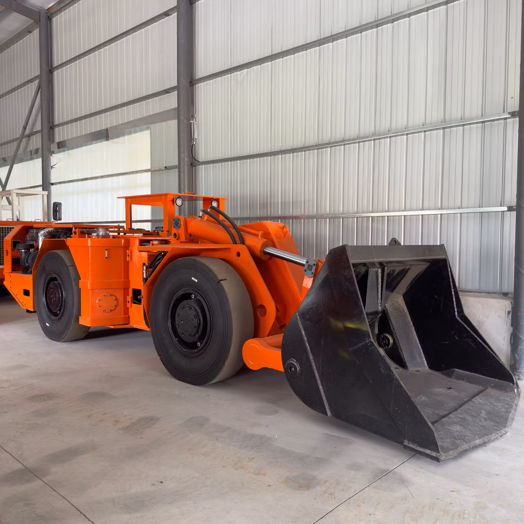 Rops Certified Articulated Loader for Safe Underground Operations