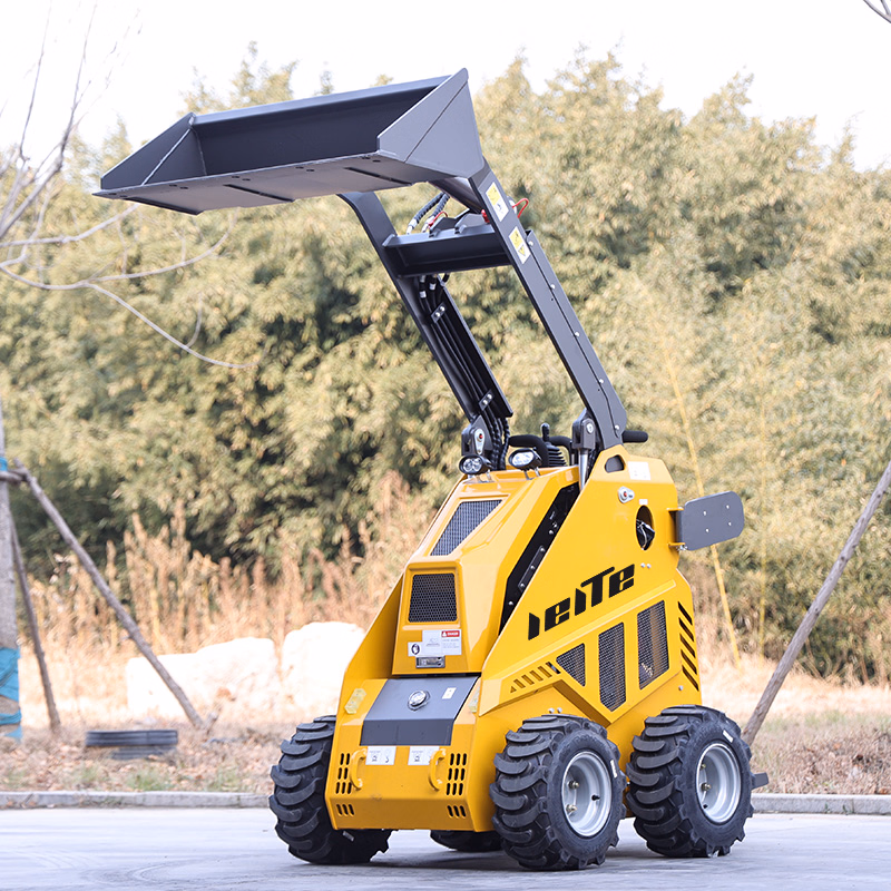 High Efficiency CE Euro 5 EPA Mini Skid Steer Loader Engine Diesel Skid Steer Loader Mini Loaders Customized Price