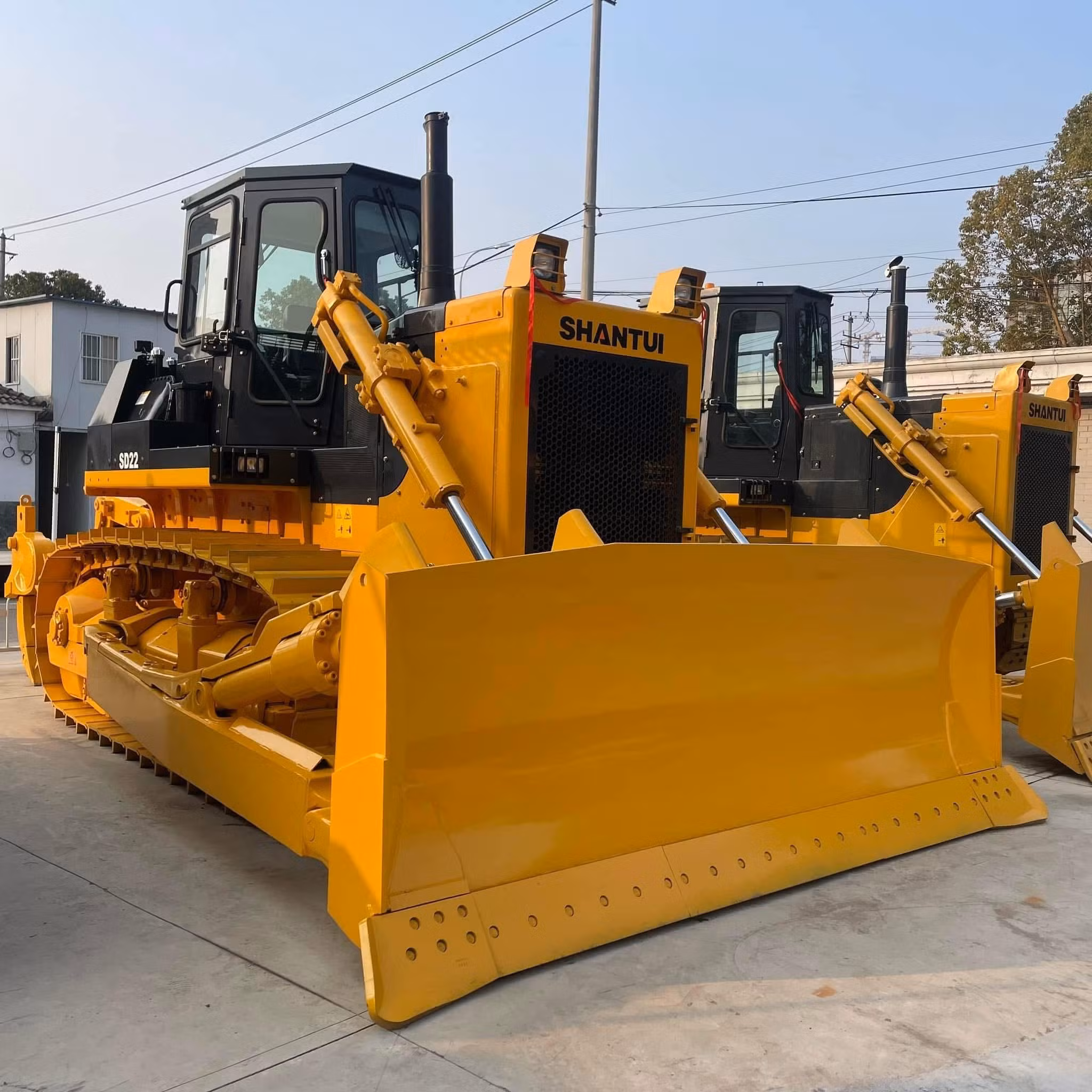 Famous Brand SD22 Crawler Bull Dozer for Sale Road Machinery Shantui SD22 Crawler Bulldozer Price in Stock Shantui 220HP New Bulldozer