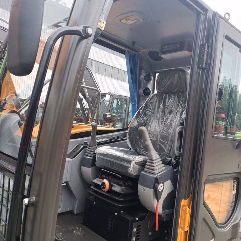 Popular Brand Mc90 Hydraulic Mini Excavator Digger