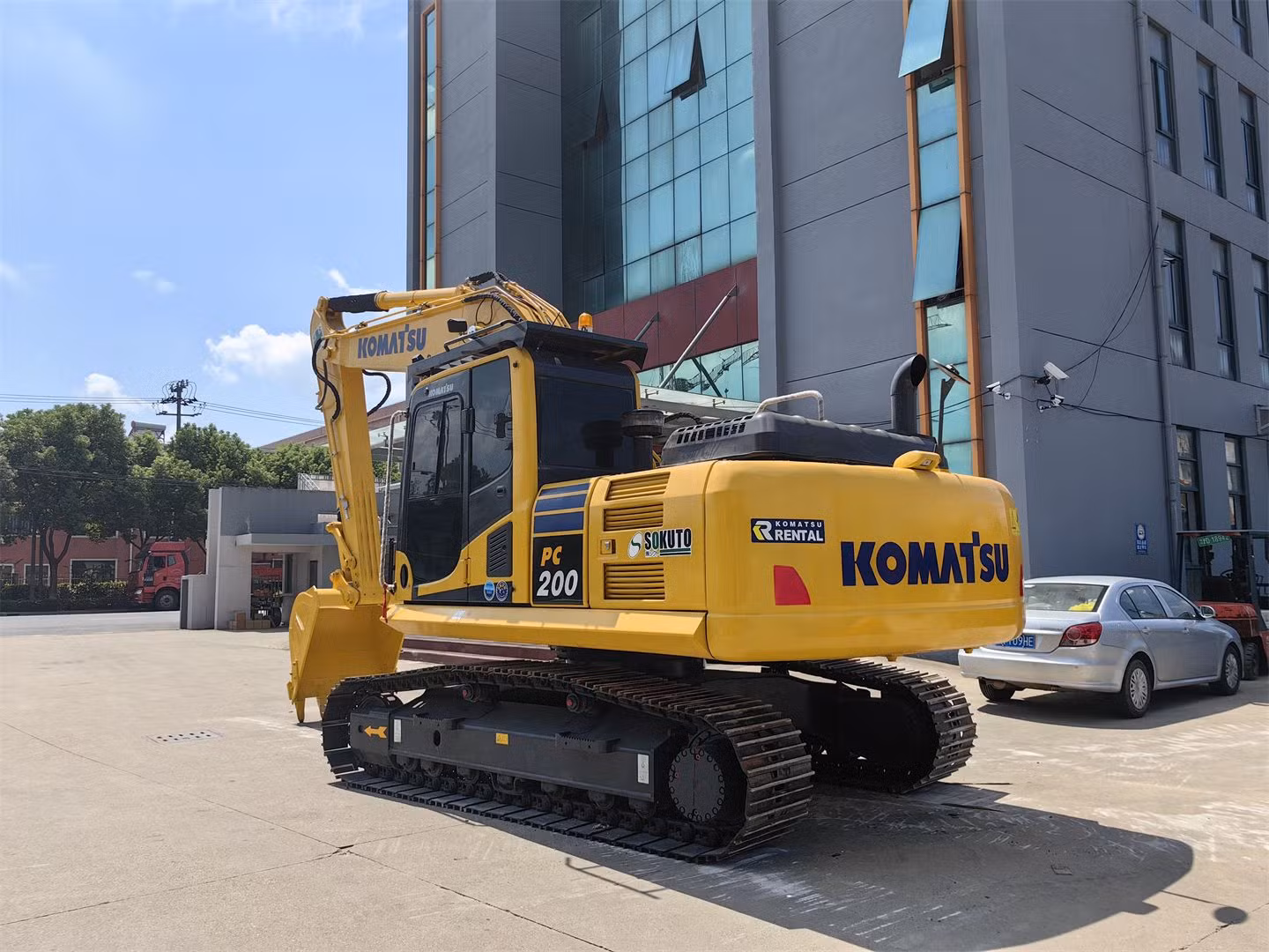 Low Working Hours Komats U Excavator PC200-8 Used Excavator Machine PC300 PC400 PC128 PC120 on Sell