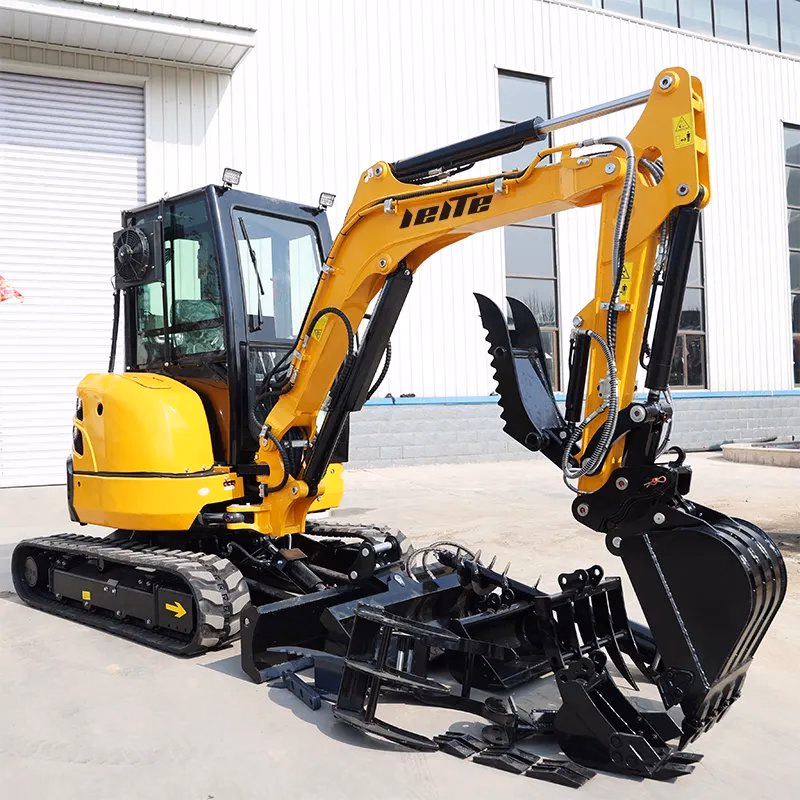 Integrited CE EPA Euro 5 Factory Supplied 1 Ton Smallest Crawler Mini Compact Excavator Bagger with Attachments