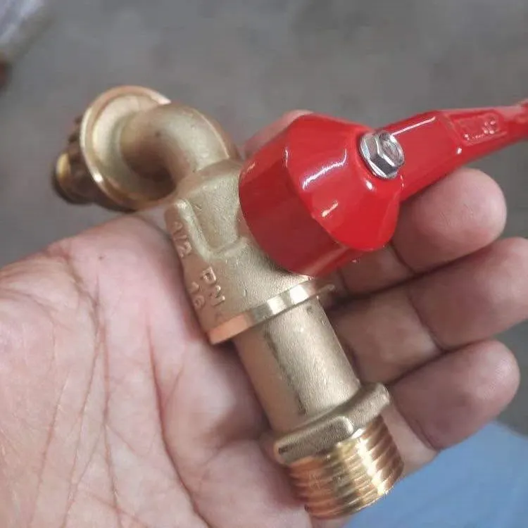 2021 cheap brass sanitary professional female valve