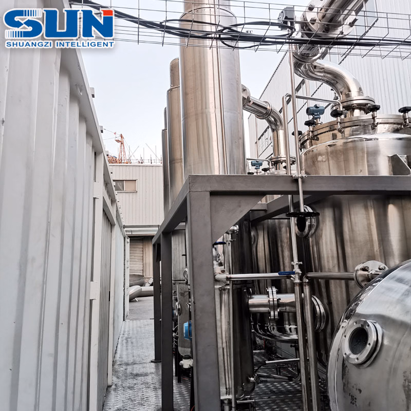 Hot Sales Multifunction Vacuum Concentrator Three Effect Falling Film Evaporator for Fish Soup Conecntrate
