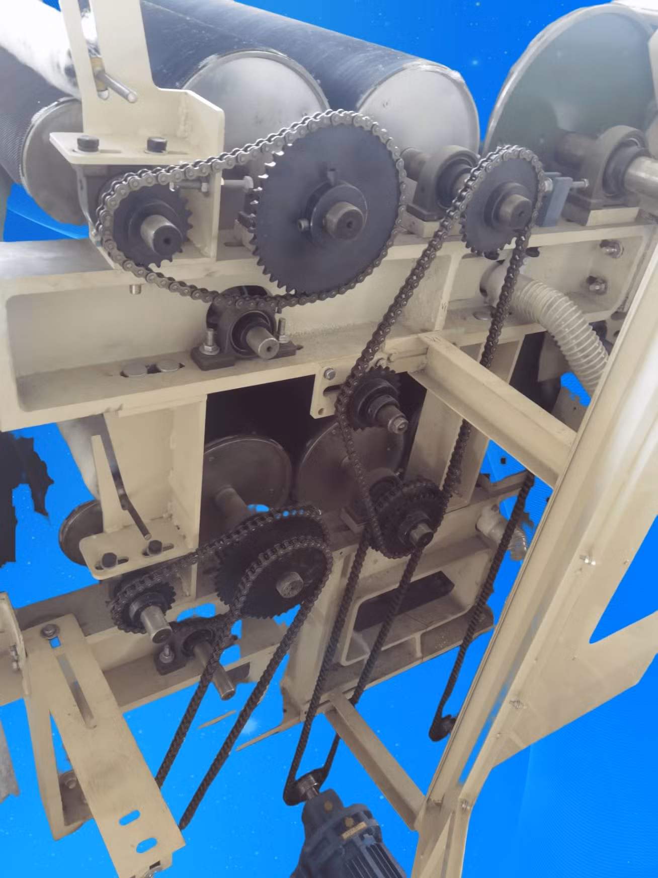 Nonwoven Fabric Production Line with High Efficiency Motors