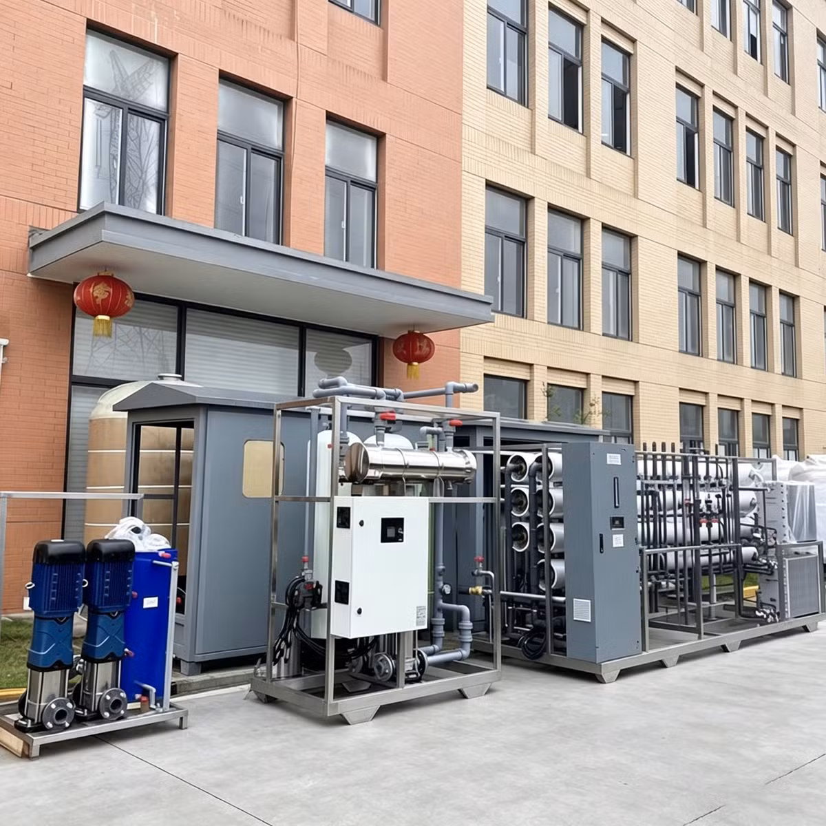 Ultrapure Water Treatment Equipment for Effective Pharma Purification Needs