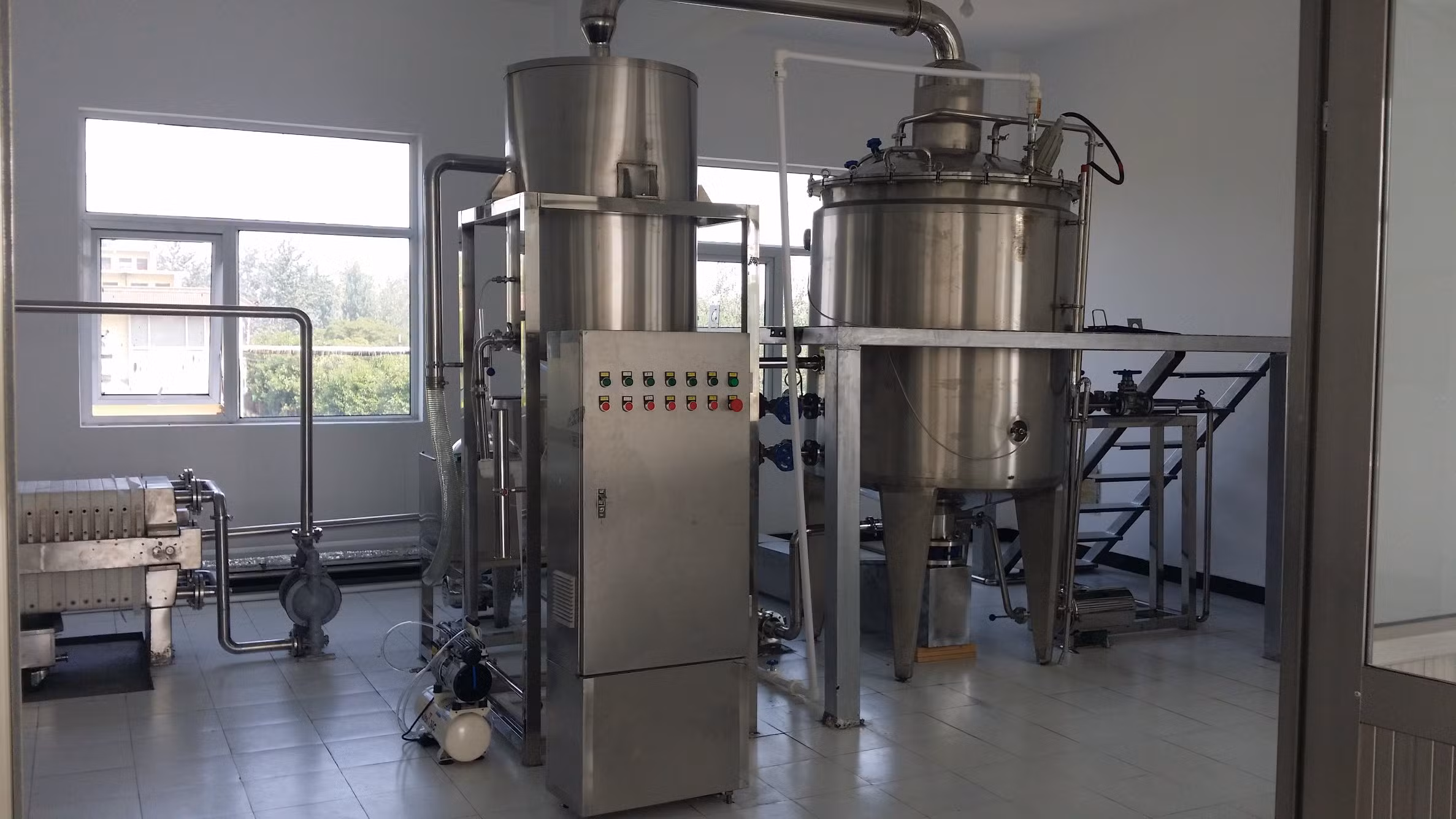 Lemon Balm Essential Oil Distillers for Sale