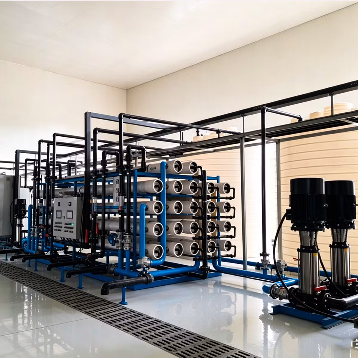 Advanced Water Treatment Equipment with Reverse Osmosis System Fro Pharma Semicondustor Industires
