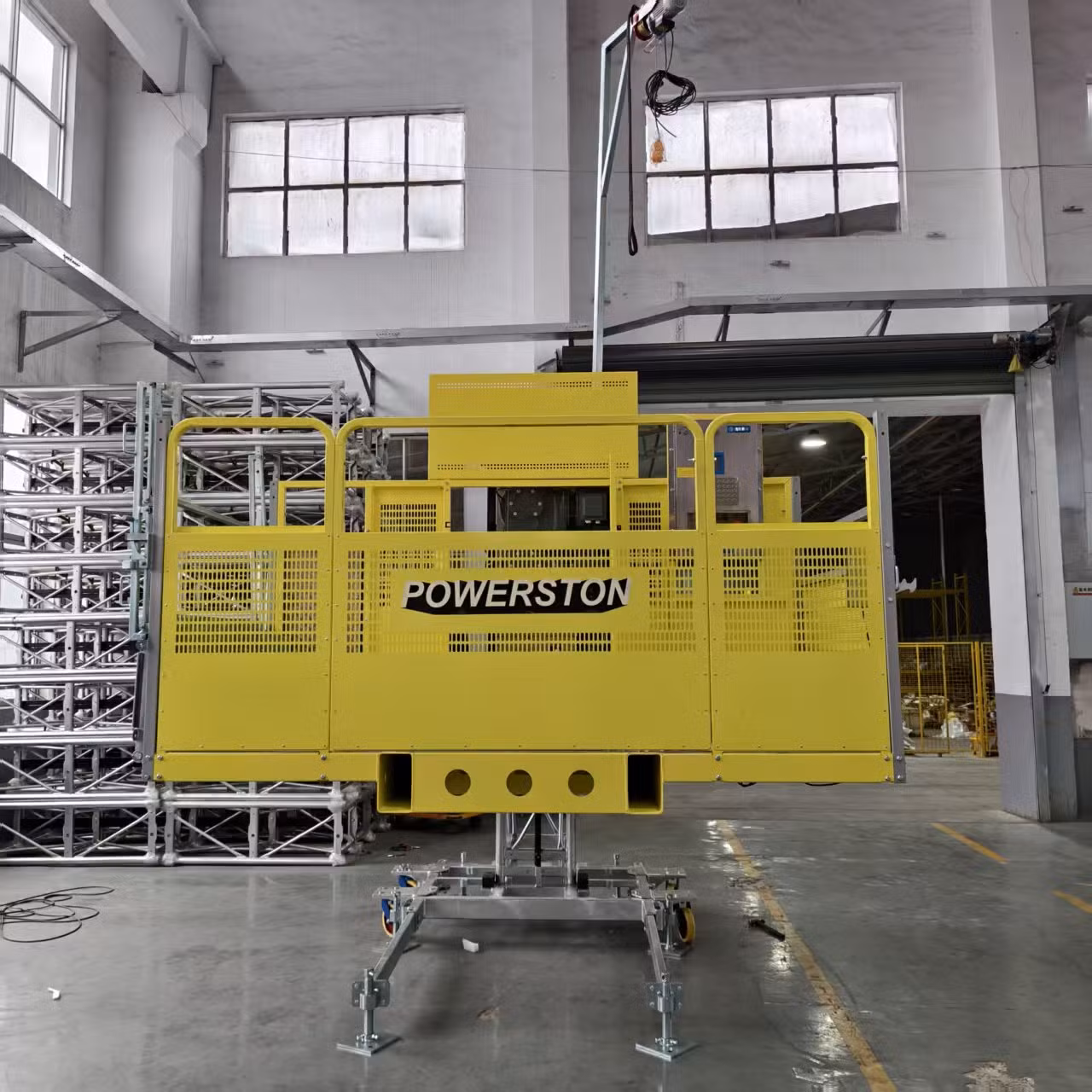 Material Hoist 380V Tp/Mh 450~1000s Max Overhang Passenger