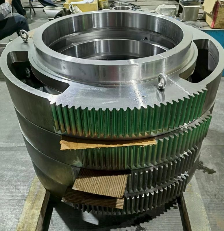 Large Diameter Ring Gear Enables Low Speed High Torque Output High Precision and Smooth Transmission
