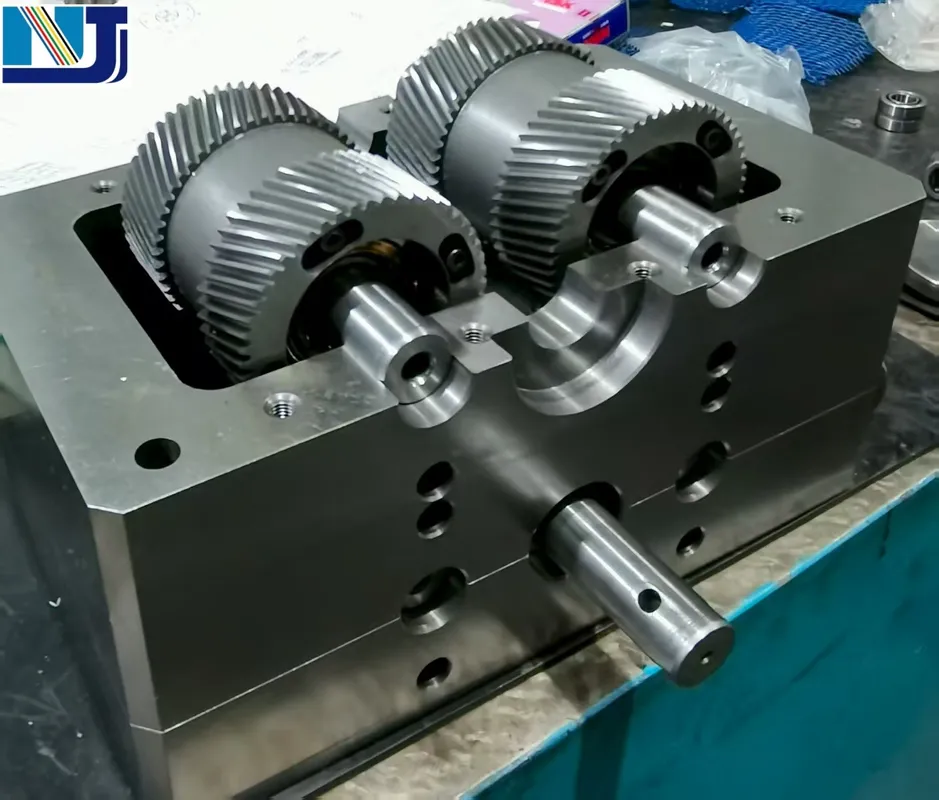 RPM Twin Screw Extrusion Gearbox with Infini