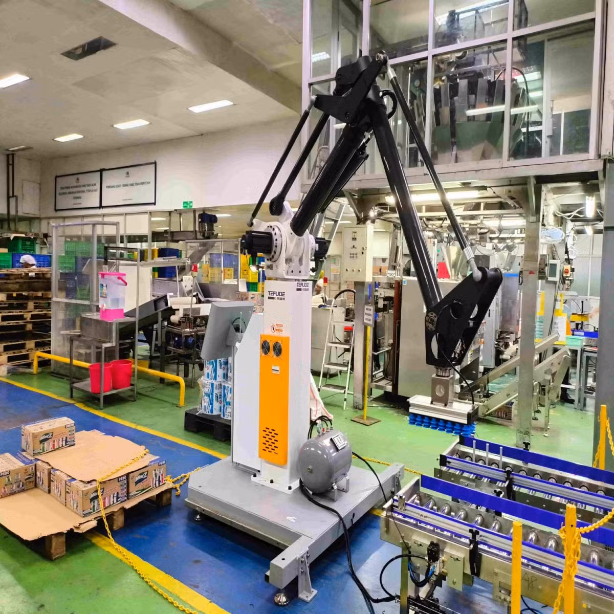 High Strength Energy-Saving Stable Tefude Industrial Palletizing Robot