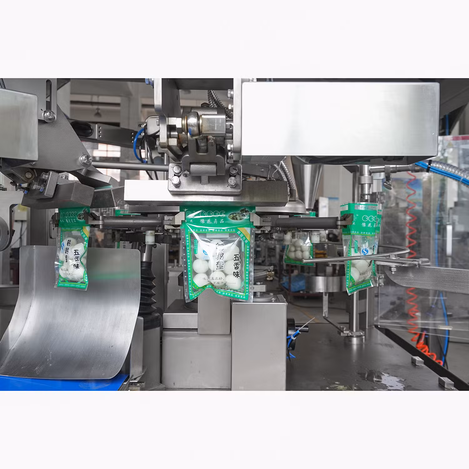 High-Speed Automatic Bagging Machine for Sauces and Juices