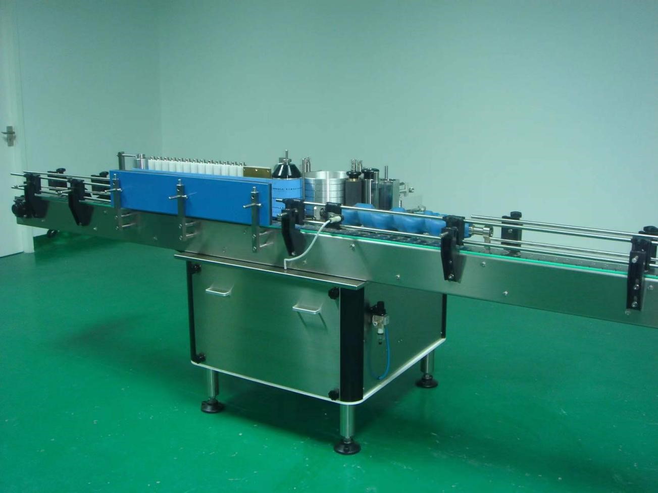 Glue Labelling Machine