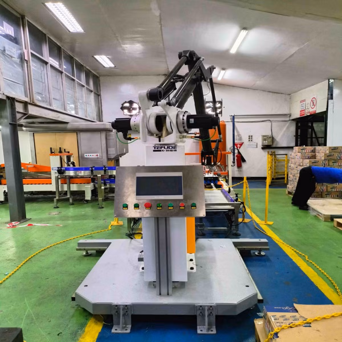 Professional Efficient Tefude Collaborative Palletizing Robot with Ultrasonic Sensors